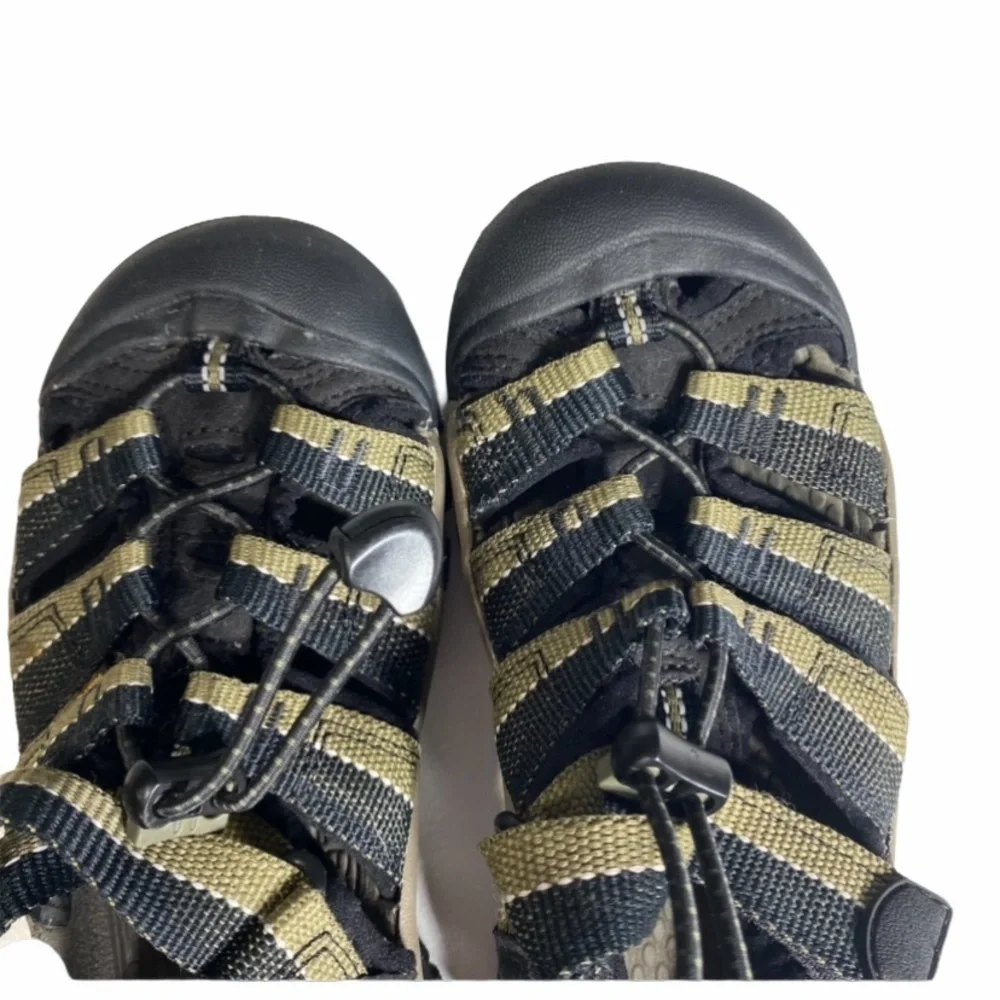 Keen Newport H2 Youth Hiking/ Water Sandals Sz 13